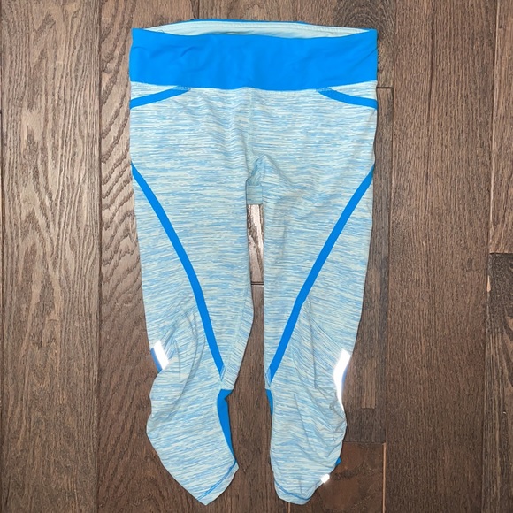 Lululemon run pace crop size 4 like new - Picture 5 of 6